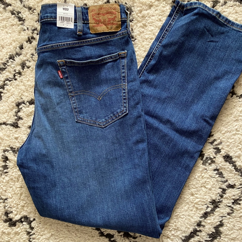 NWT Mens LEVI’s 541’s size 38 x 34